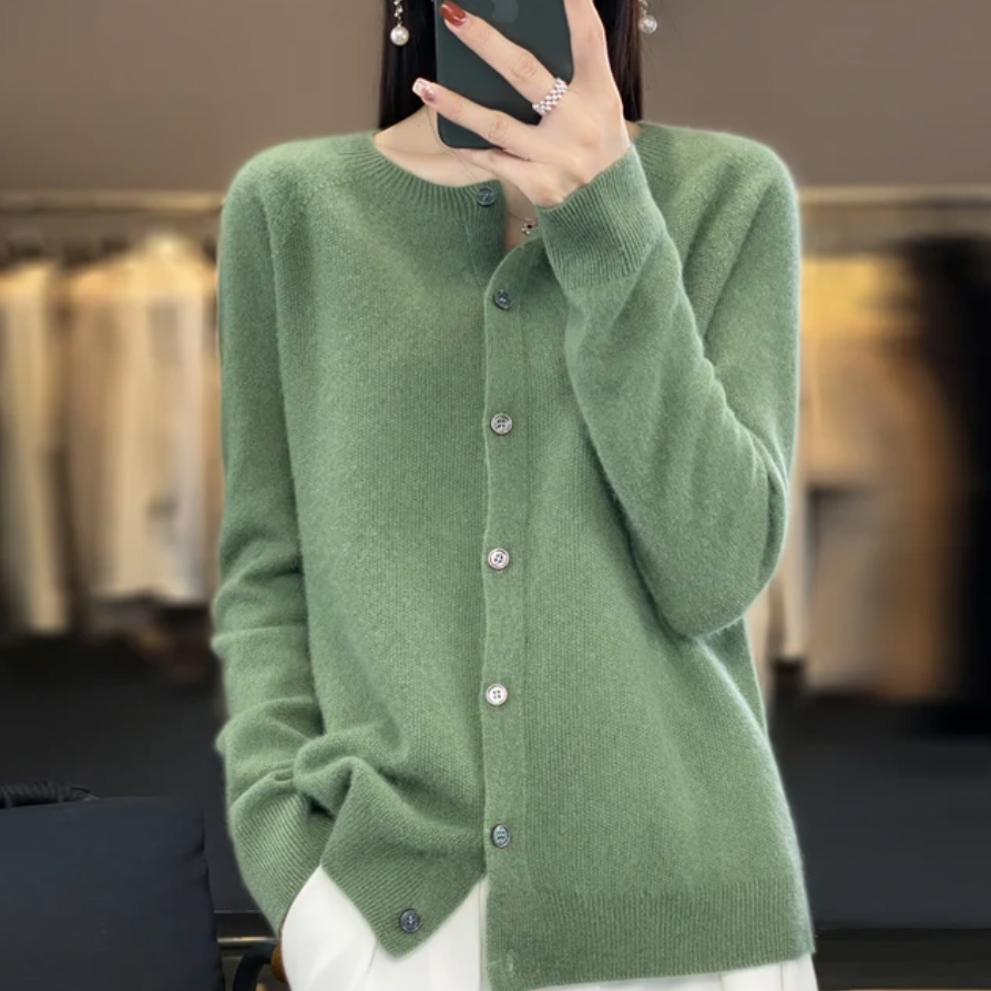 VIVIENNE WARM COZY CARDIGAN
